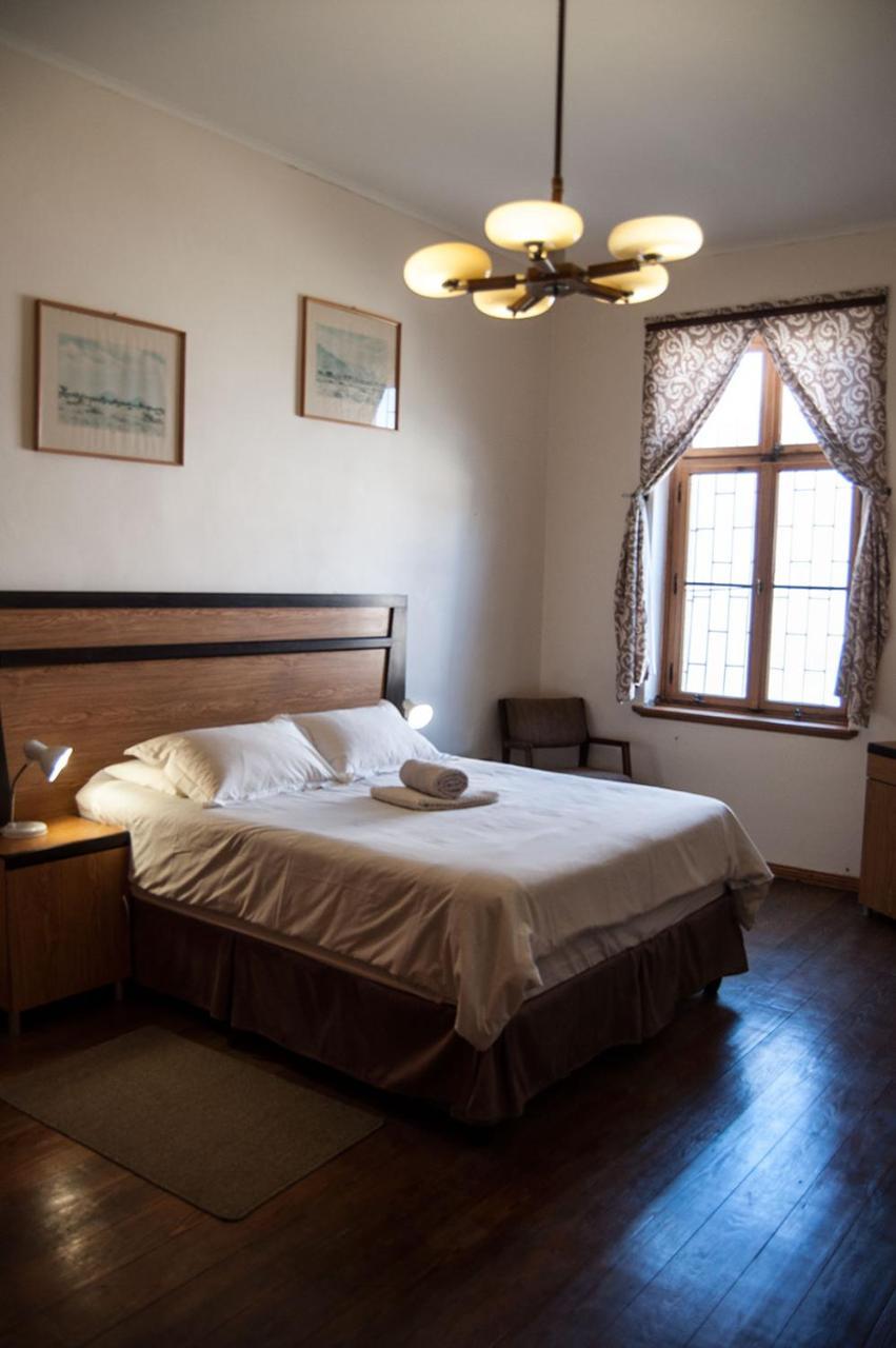 Historical Guesthouse - Self Catering Apartments 뤼데리츠 외부 사진